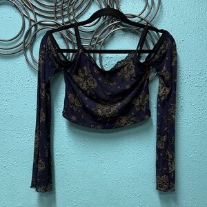 Hot topic cosmic aura Floral Long Sleeve Crop Top